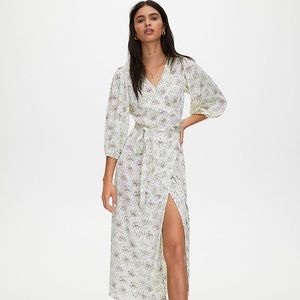 NWT—super comfortable and pretty dress by Aritzia